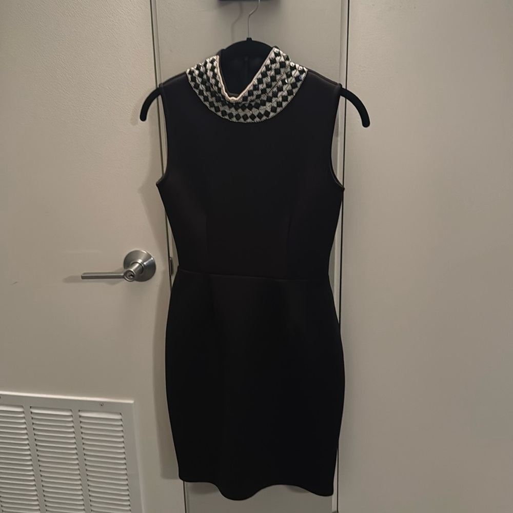 Rare London cocktail beautiful rhinestone collar dress!